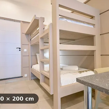 Art Deco - 2 Bedrooms - Near Tram Appartement *
